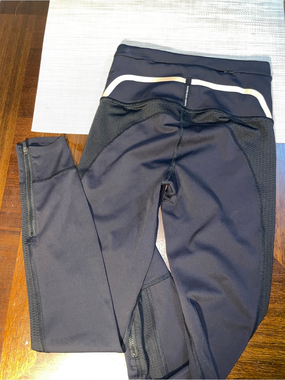 Athleta Allyson Felix Collection XXS Black Running Leggings Zip Ankle
